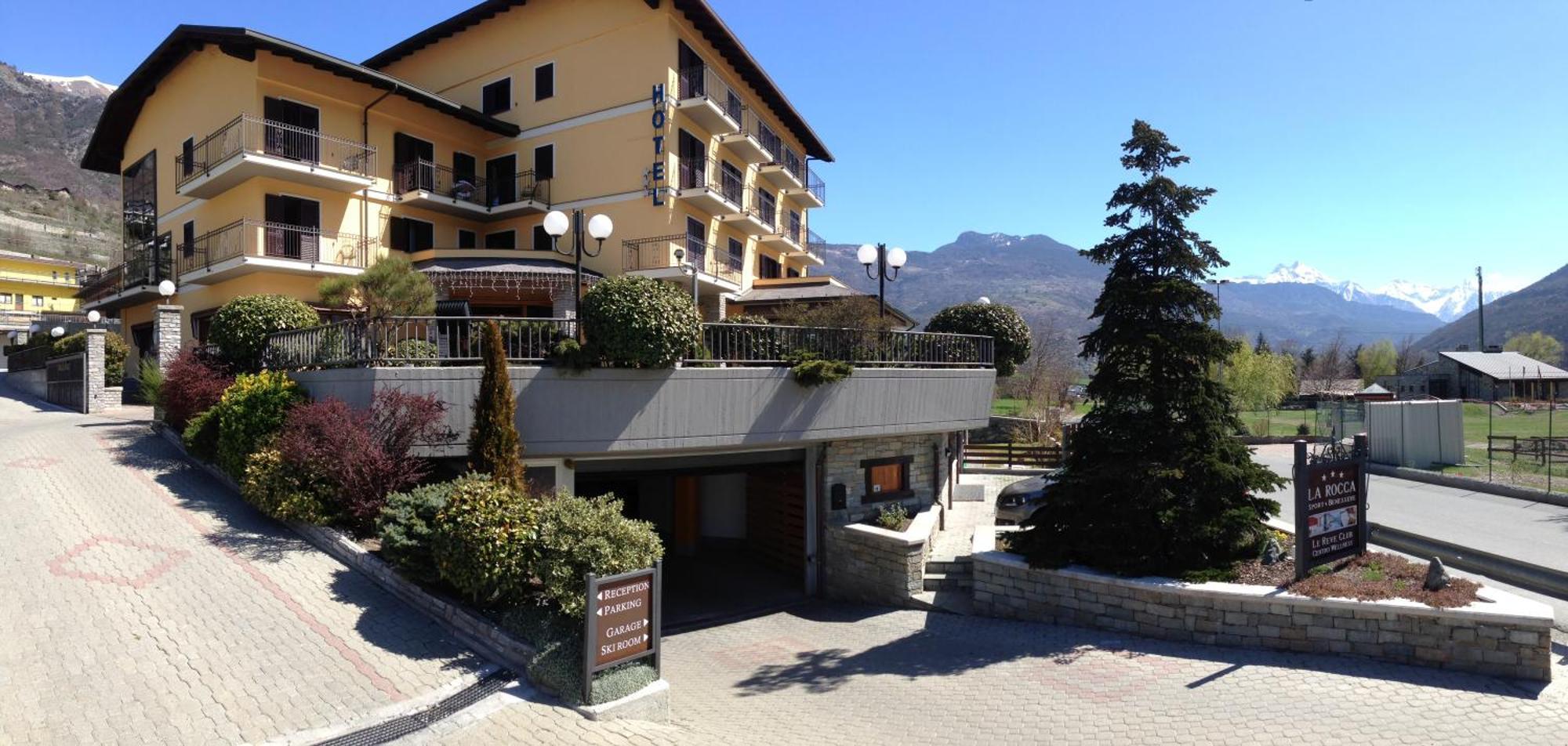 La Rocca Sport & Benessere Châtillon Exterior photo